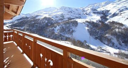 Chalet, ski-in/ski-out & foot of the slopes, balcony, fireplace or stove, parking, tv, ski locker
