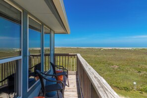 Apartment, Mehrere Betten, Balkon, Meerblick | Ausblick vom Zimmer