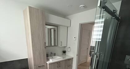 Condo 6 1/2 à Longueuil Près du Pont Jacques-cartier