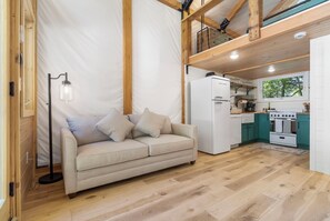 Baita, letti multipli, cucina, vista giardino (Tree Farm Duo) | Interni