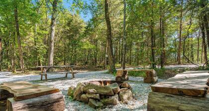 Hidden Hollow - Desirable Ozark Glamping!