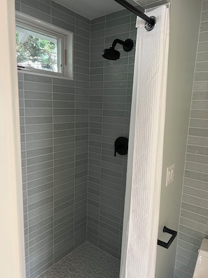 Dusche, Toilettenpapier