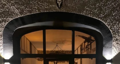 Eifelsuiten: Traum Penthouse in Idyllischer Naturlage