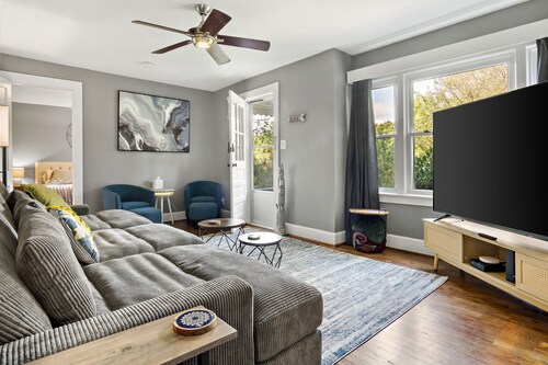 {Cheryl's Blackstone Retreat} A quiet place with ultimate convenience to explore