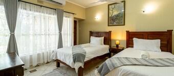 Room-zambezi Family Lodge - Buffalo Room