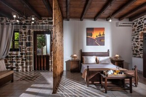 Junior Suite, Air conditioning | In-room safe, soundproofing, free WiFi