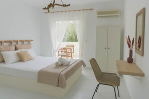 1 bedroom, iron/ironing board, travel cot, WiFi