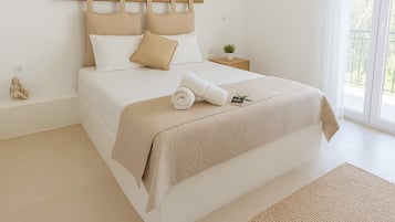 1 bedroom, iron/ironing board, travel cot, WiFi