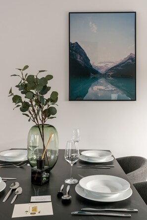 Studio Premium | Restauration dans la chambre