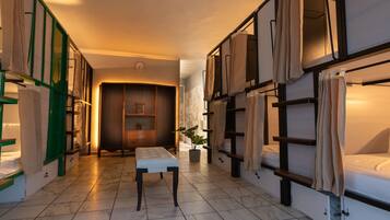 1 bedroom, desk, laptop workspace, soundproofing
