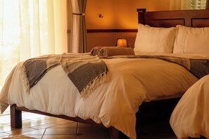 Room, 1 Bedroom, Accessible, Patio - Room-zambezi Family Lodge - Elephant Roo (Victoria Falls)