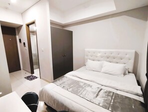 1 bedroom, desk, iron/ironing board, free WiFi