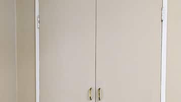Room, 1 Bedroom, Accessible, Terrace | Interior