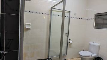 Habitación, 1 habitación, con acceso para personas discapacitadas, patio | Baño