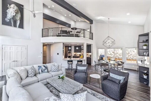Smart TV, fireplace, printers
