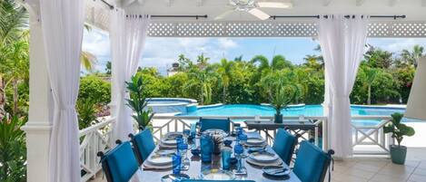Villa, 3 Bedrooms | Outdoor dining