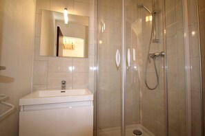 Dusche