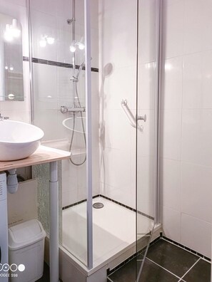 Dusche