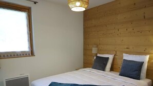 Unclassified image, 5 of 14, button - 50m from ski slopes, 1st floor, view mountain, balcony, tv, 36m², Valmorel (Les Avanchers-Valmorel)