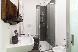 Villa | Badezimmer