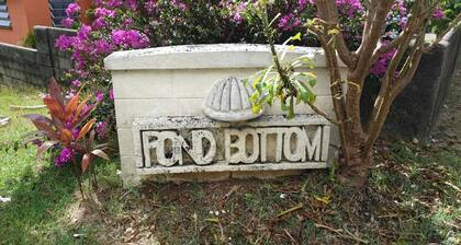 Pondbottom Apartment Hotel