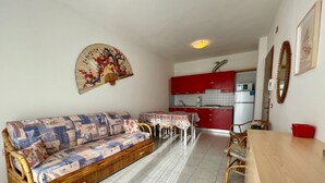 Unclassified image, 2 of 22, button - Nice Apartment in Modern Residence With two Swimming Pools (Caorle)