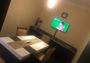 Business Suite | Living area