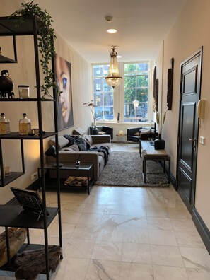 Living area - Luxery Suite Appartment Central on the Canal (Amsterdam)