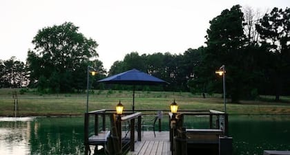 Hidden Gem Cottages: Sapphire Cottage