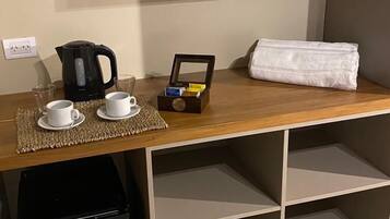 Egyptian cotton sheets, premium bedding, down comforters