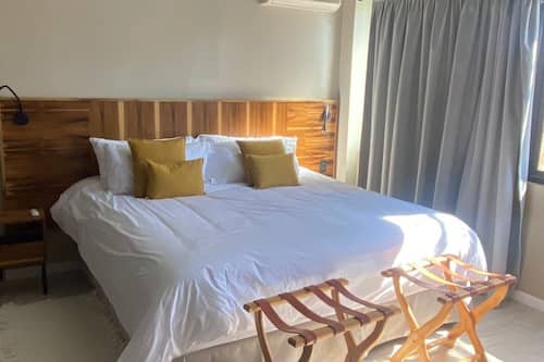 Egyptian cotton sheets, premium bedding, down comforters