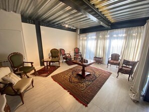 Interior - 718 Rufino Petit Hotel (Mendoza)