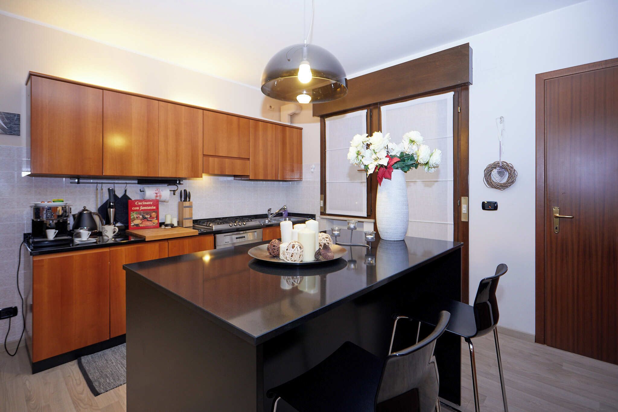 Kühlschrank, Ofen, Herdplatte, Geschirrspüler