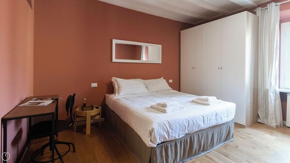 1 bedroom, premium bedding, desk, laptop workspace - Italianway - Aleardi 10 (Milan)