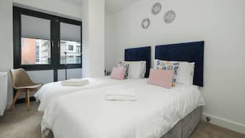 2 bedrooms, soundproofing, iron/ironing board, free WiFi