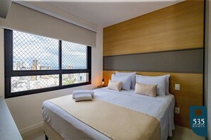 2 habitaciones, tabla de planchar con plancha, internet y ropa de cama 