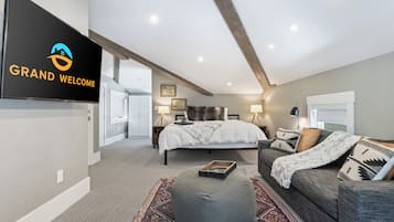 House, Multiple Beds, Hot Tub, Mountain View | 4 bedrooms, individually decorated, individually furnished, free WiFi