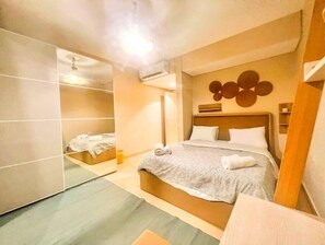 1 室のベッドルーム、WiFi