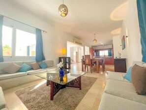 TV, offices - 4BR/Villa/private pool (Red Sea Governorate)