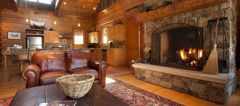 Luxury magical mountain complex at the heart of the Colorado Rocky Mountains 