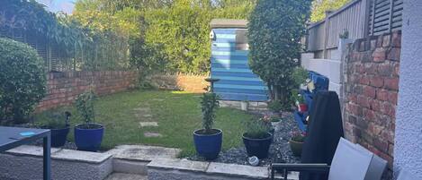 Casa básica, varias camas | Terraza o patio