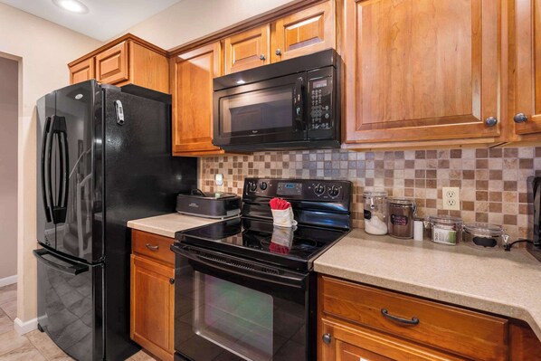 Apartment, Mehrere Betten, Terrasse, Gartenblick ( Mulligans Escape) | Eigene Küche | Wasserkocher mit Kaffee-/Teezubehör