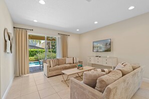 TV, ping pong - 8 Bd home with Themed rooms and Pool (2308) (Kissimmee)