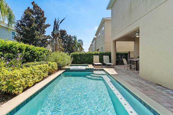 Piscina