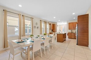 Dining - AMAZING 8 BEDROOMS WITH POOL AND GAME ROOM PERFECT LOCATION! (2308) (Kissimmee)