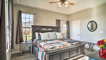 3 habitaciones, tabla de planchar con plancha y cuna de viaje