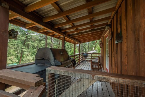Luna Bella Hideaway Cabin, 2 bedroom, 1 bath in Ruidoso