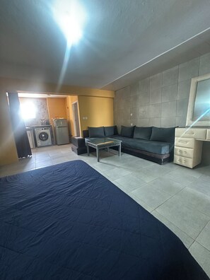 Interior - Studio loft waterfront (Haouzia)