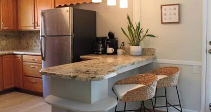 Walk to Expo: Clean, Cozy, and Pet Friendly