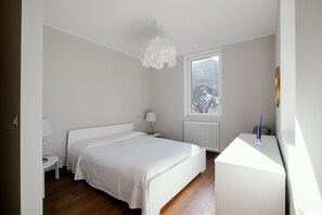 3 soverom, strykejern/-brett, wi-fi og sengetøy